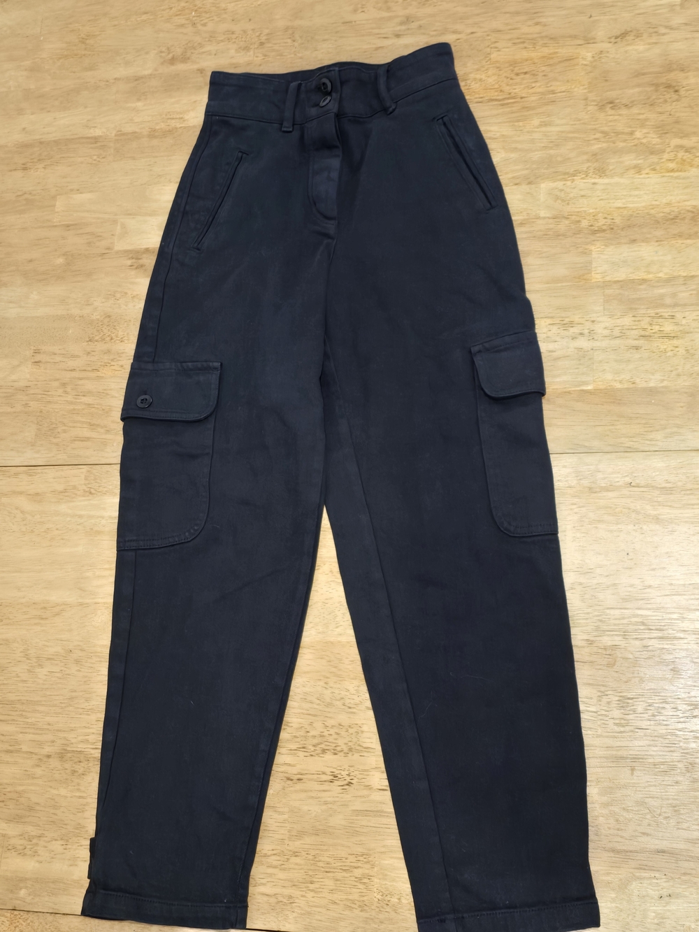 Aritzia Black Women's Cargo Pants